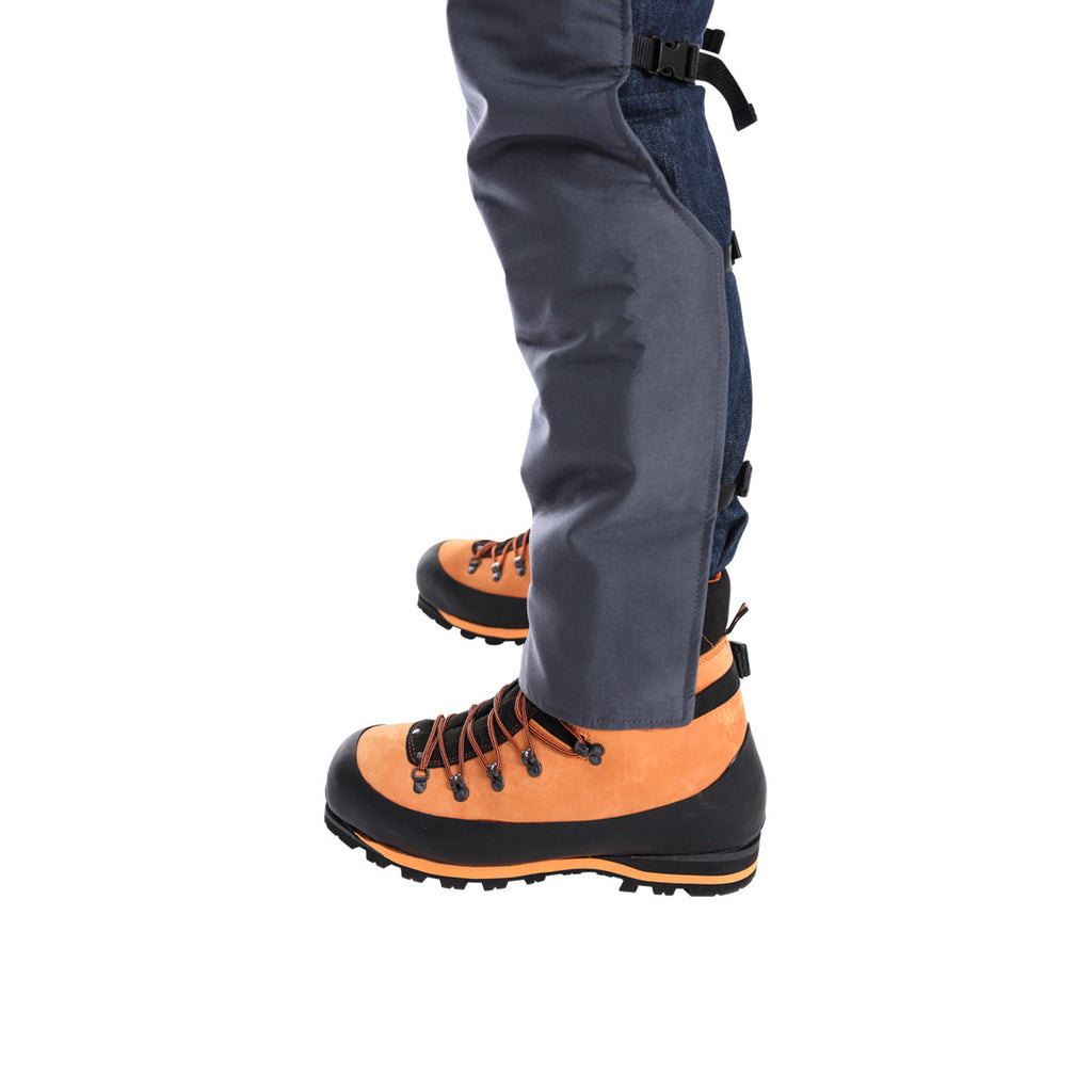 Clogger Zero Light and Cool Chainsaw Chaps